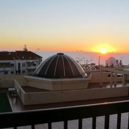 Апартаменты Ericeira's Perfect House With Sea View